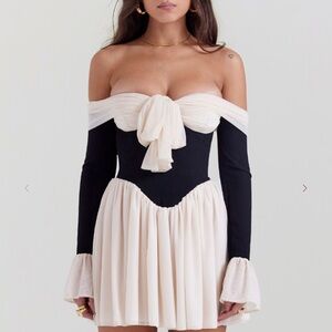 House of CB - Alana (black & cream off shoulder dress) 🤍